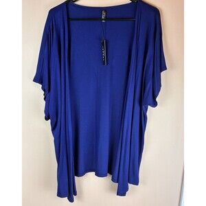 NWT Made By Johnny Women’s Blue Kimono Size Medium